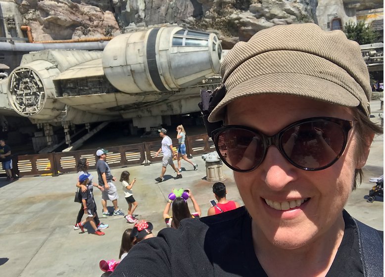 Amy Richau at Galaxy's Edge
